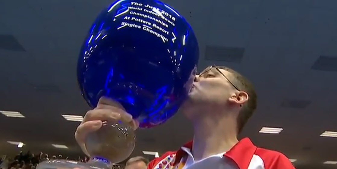 Mark Dawes wins 2018 JUST World Professional Indoor Bowls Championships Singles Final